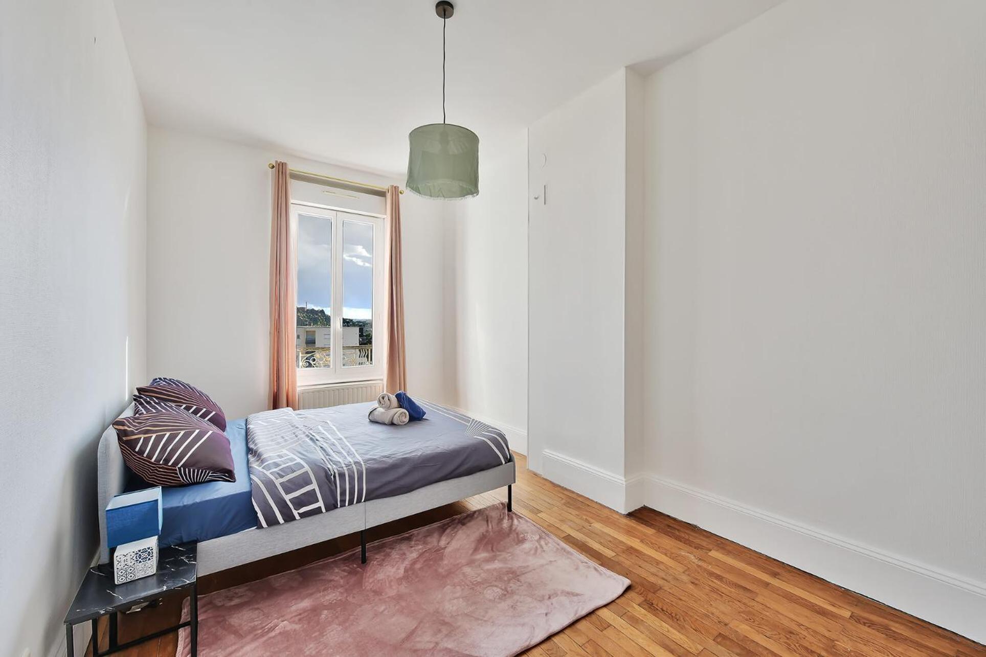 L'Oasis Urbaine - Spacieux Et Elegant Pour 5 Pers Saint-Fons Exterior foto